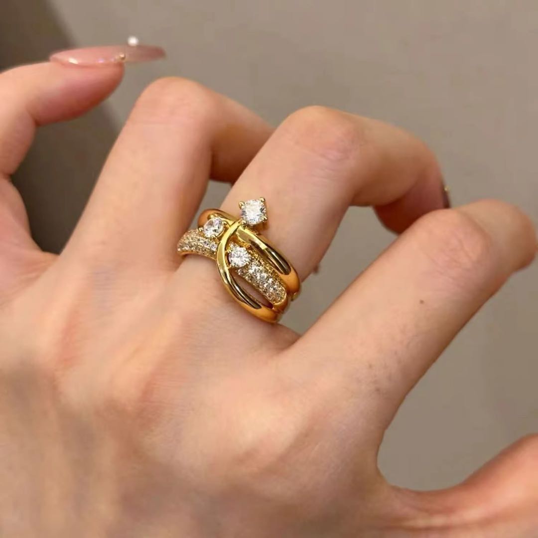 Carry me Estrella Fugaz™ Exclusivo anillo de 3 estrellas en doble capa, bañado en oro y ajustable