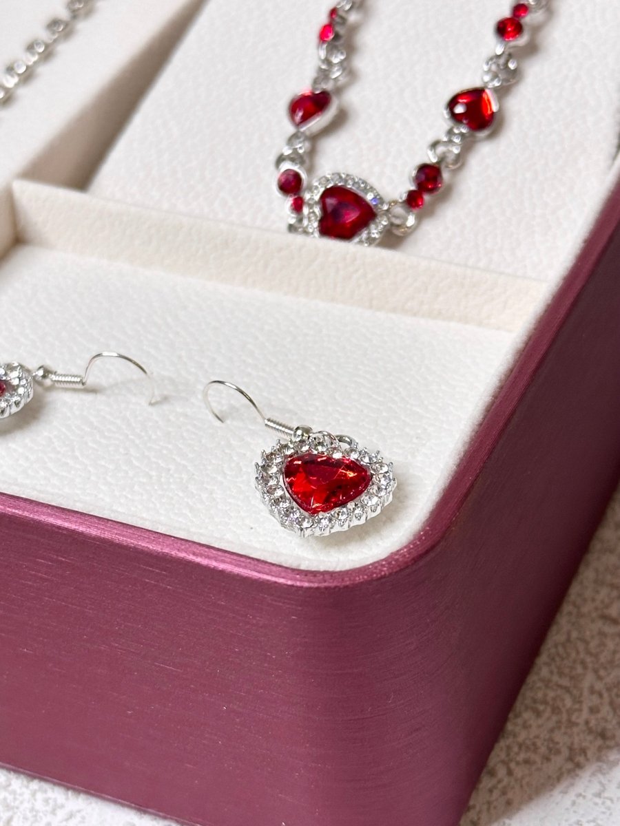 Set Titanic Blue Ocean: collar, pulsera y aretes en estuche azul